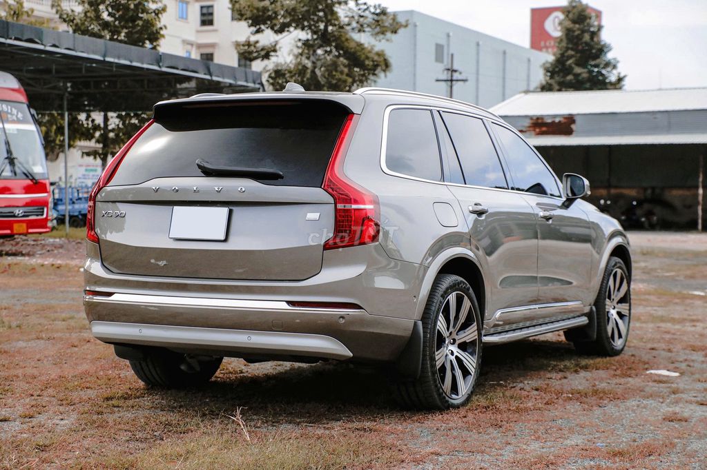 Volvo XC90 2021 Recharge T8 AWD 39000 km cực mới. Mua bán Ô tô tại Quận Gò Vấp Tp Hồ Chí Minh được đăng bởi NGUYỄN MINH VUA XE LƯỚT hình 4