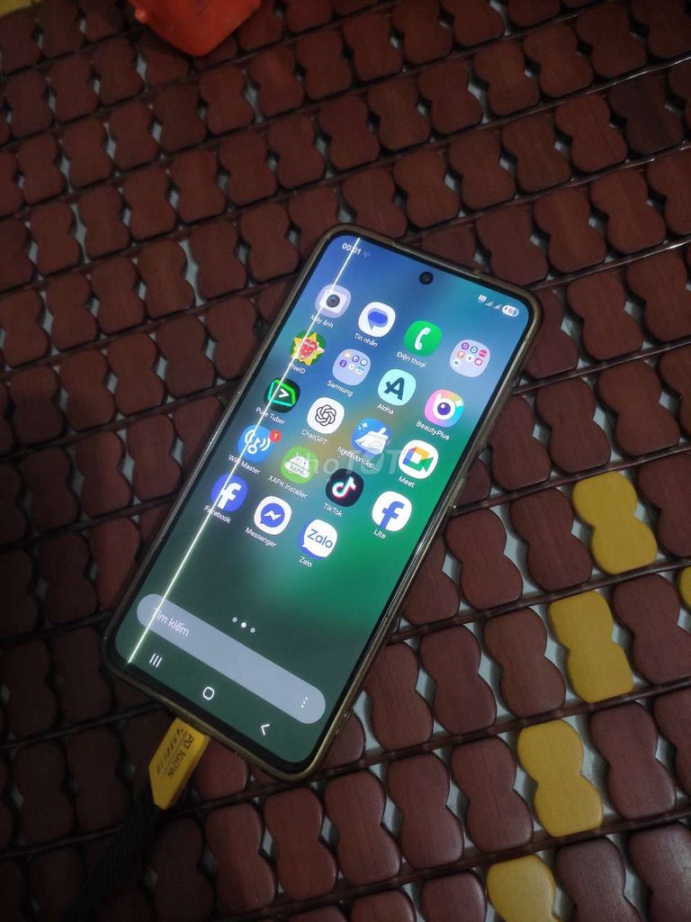 Samsung S21 FE 1 sọc. Mua bán Điện thoại tại Thành phố Thủ Đức Tp Hồ Chí Minh được đăng bởi Thiết bị văn phòng hình 1
