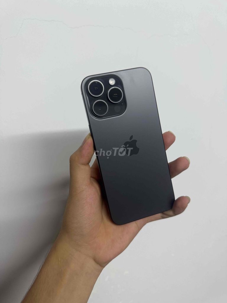 Apple iPhone 15 Pro Max 256GB Đen Mỹ. Mua bán Điện thoại tại Quận Cẩm Lệ Đà Nẵng được đăng bởi hoàng hình 1