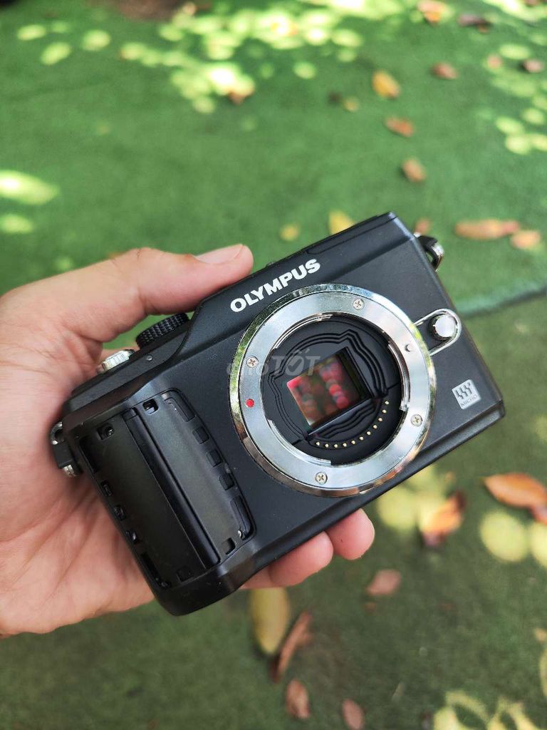 Máy ảnh Olympus EPL2 Đen Đã sử dụng. Mua bán Máy ảnh, Máy quay tại Thành phố Thủ Đức Tp Hồ Chí Minh được đăng bởi Phú Quý hình 1