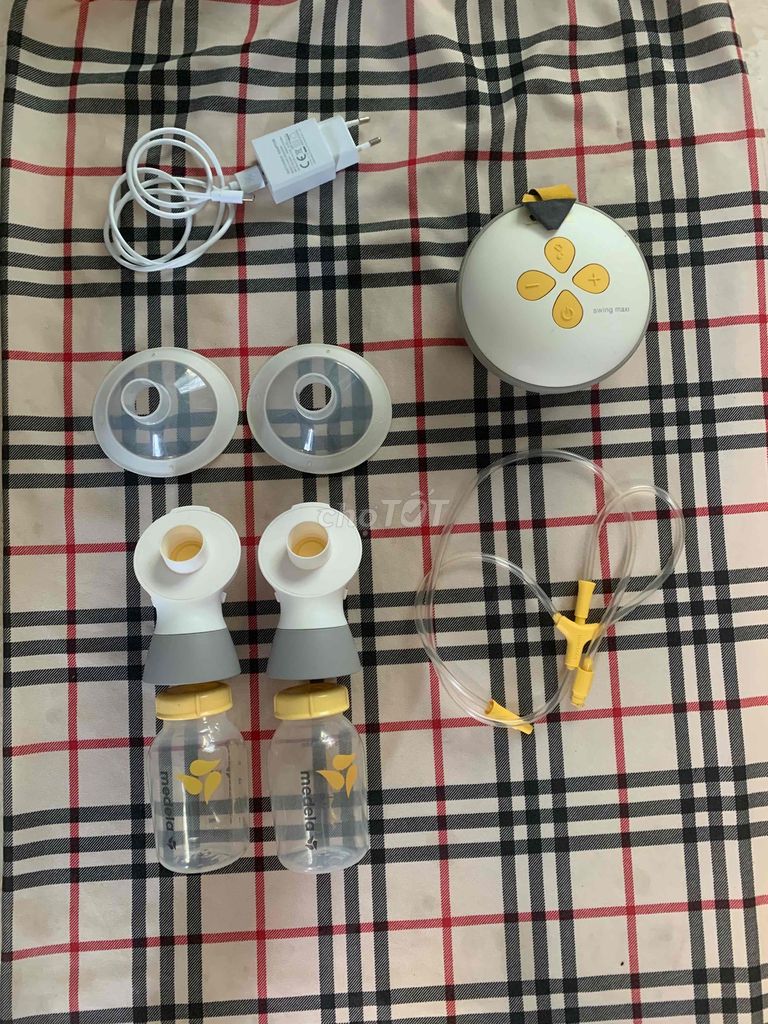 medela swing plus co tích điện