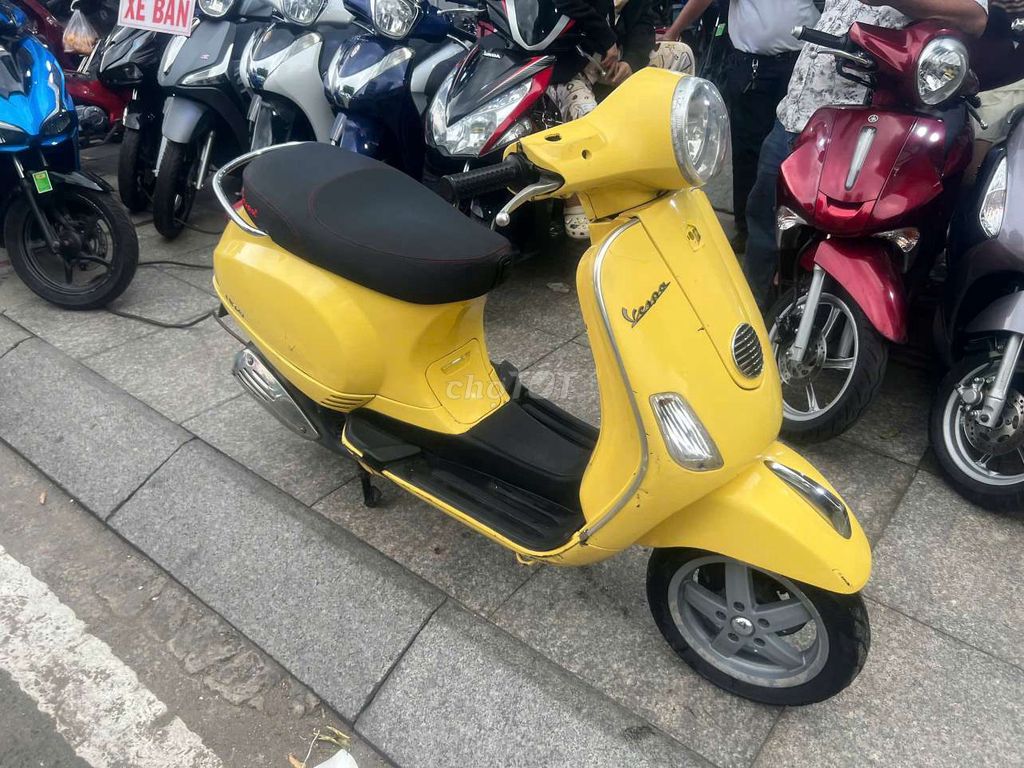 Piaggio vespa LX 2010 mới 90% biển số thành phố. Mua bán Xe máy tại Quận Tân Phú Tp Hồ Chí Minh được đăng bởi Tuanduy hình 3