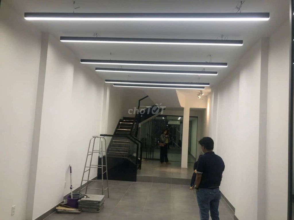 MB Nguyễn Thái Bình Q1. Dt 4x18m, Giá chỉ 28tr