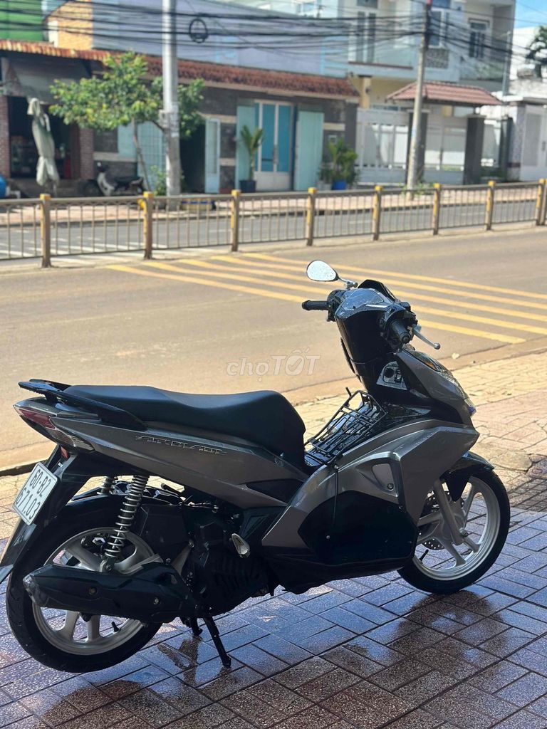 airblade 2020. Mua bán Xe máy tại Thành phố Long Khánh Đồng Nai được đăng bởi cửa hàng xe máy DUY HIỆP hình 2