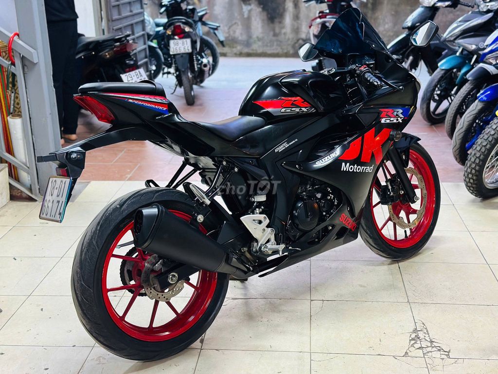XE MÁY THỊNH PHÁT - SUZUKI GSX 150R ĐỎ ĐEN LƯỚT. Mua bán Xe máy tại Quận Bắc Từ Liêm Hà Nội được đăng bởi XE MÁY THỊNH PHÁT XE LƯỚT GIÁ RẺ hình 4