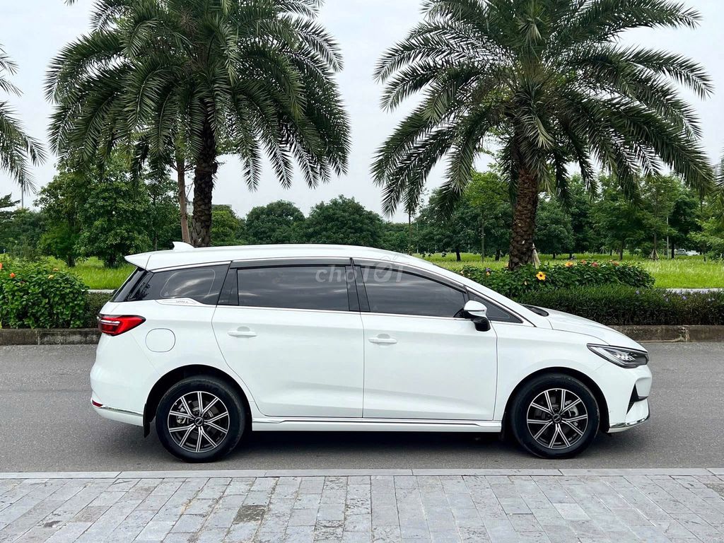 BÁN XE BYD M6 – SUV 7 CHỖ THUẦN ĐIỆN MỚI 100%. Mua bán Ô tô tại Quận Hải Châu Đà Nẵng được đăng bởi  Gia Huy BYD Đà Nẵng hình 8