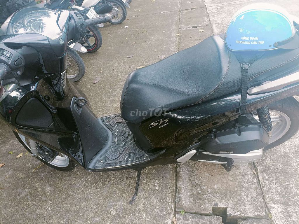 Cần bán xe. Mua bán Xe máy tại Quận Bình Thuỷ Cần Thơ được đăng bởi Huỳnh Ngân hình 2