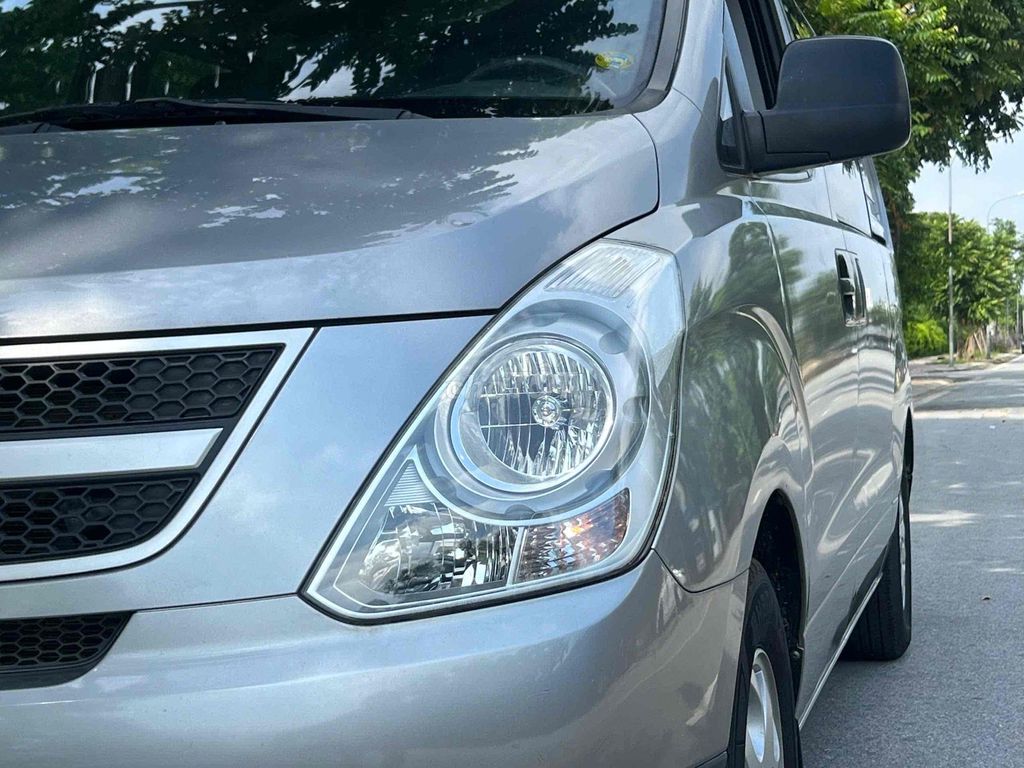 Hyundai Starex 2011 2.5D MT - 130000 km. Mua bán Ô tô tại Quận 7 Tp Hồ Chí Minh được đăng bởi Lethai hình 2