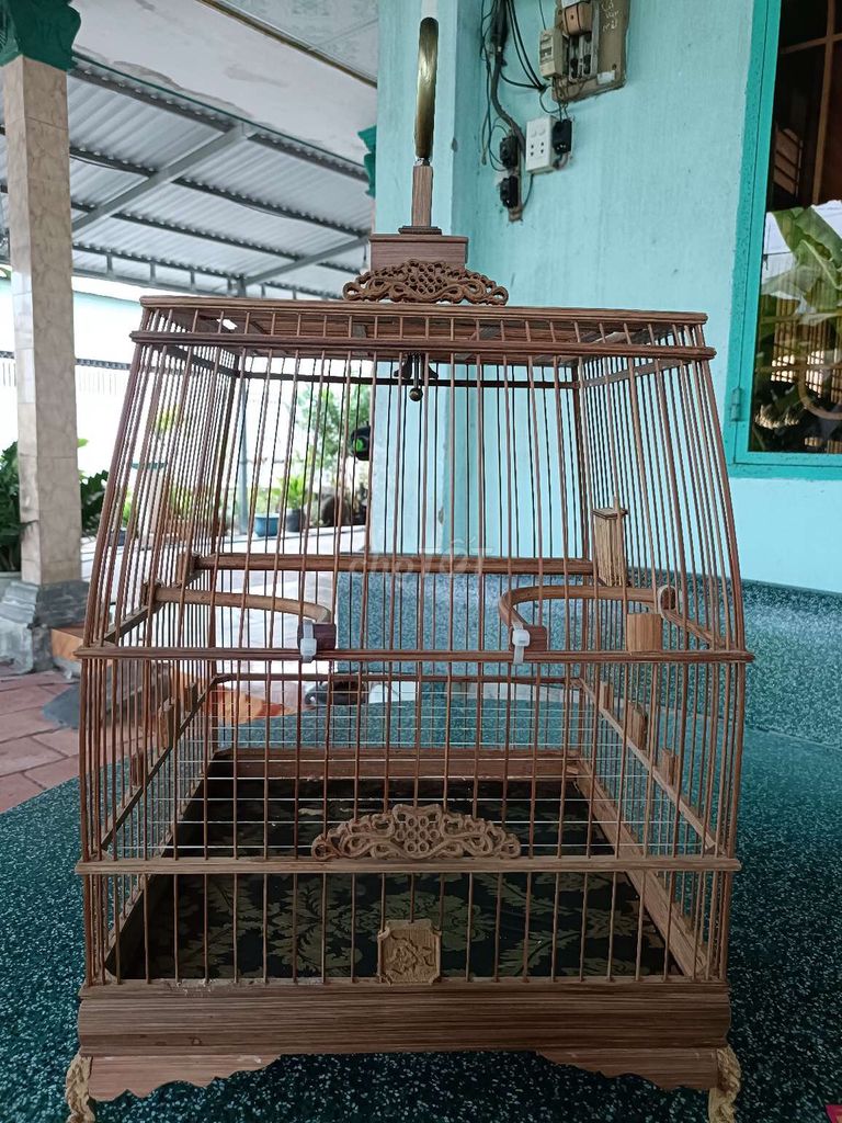 Lồng chim gỗ Nâu đầy đủ phụ kiện. Mua bán Phụ kiện, Thức ăn, Dịch vụ tại Thị xã Tân Uyên Bình Dương được đăng bởi Minh Trí hình 1
