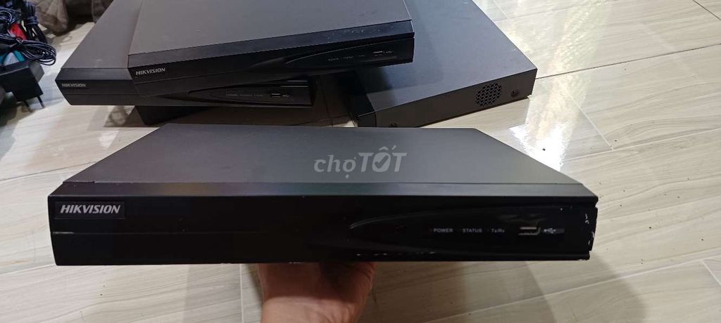 Đầu ghi IP HIKVISION DS-7608NI-K1. Mua bán Máy ảnh, Máy quay tại Huyện Mỏ Cày Bắc Bến Tre được đăng bởi Thanh Lý Tháo Dỡ Văn Phòng Tận Nơi hình 1