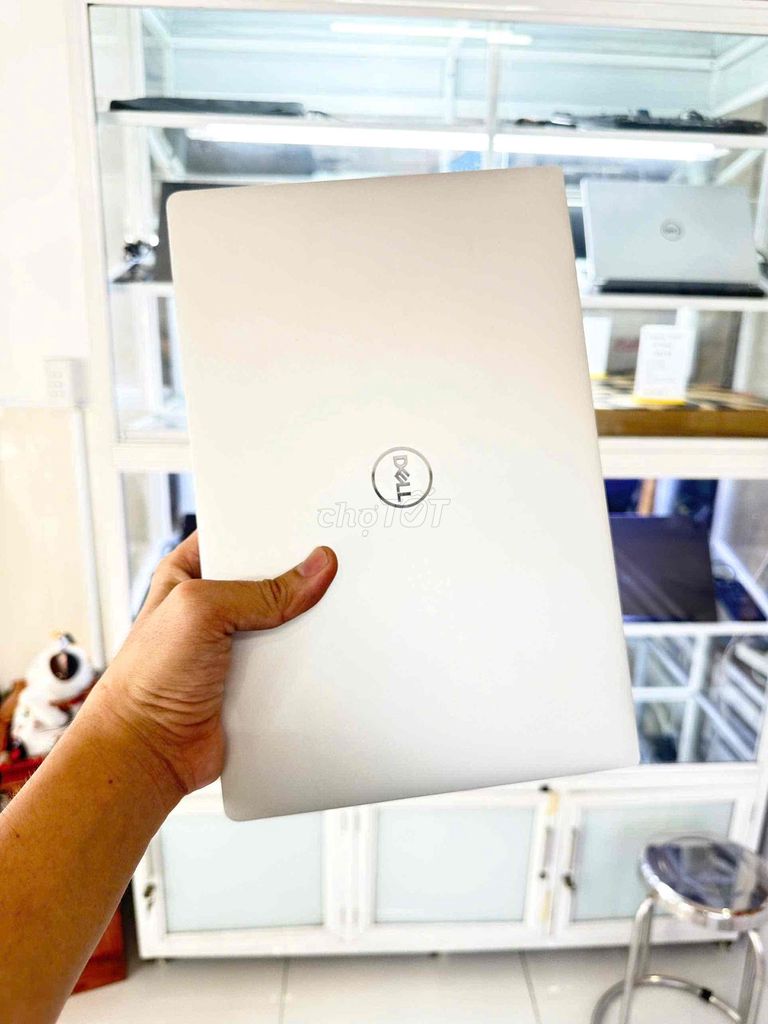 Laptop XPS 9370 màn hình 4k cảm ứng siêu đẹp. Mua bán Laptop tại Thành phố Nha Trang Khánh Hòa được đăng bởi Toàn hình 1