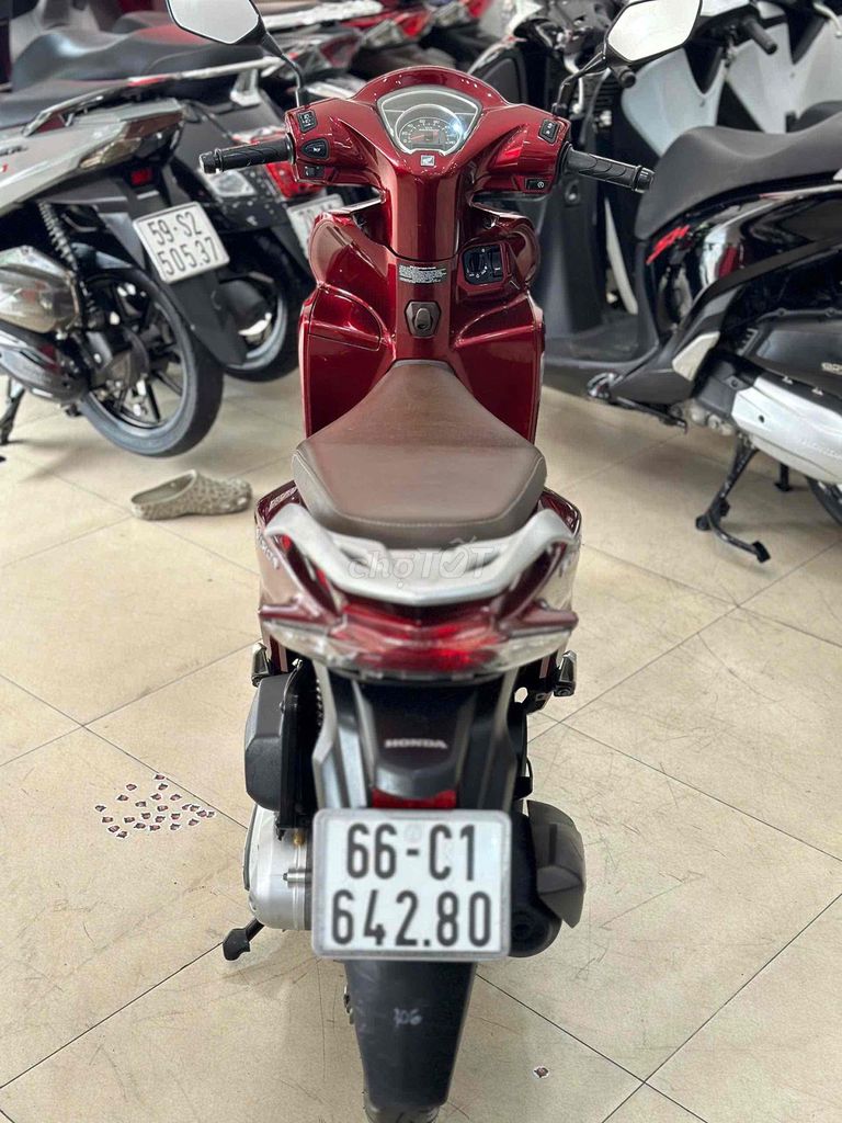 Honda Vison 2022.Xe đẹp.máy zin.chính chủ.bs66.. Mua bán Xe máy tại Quận 6 Tp Hồ Chí Minh được đăng bởi Cửa Hàng Xe Máy Hoà Bùi hình 4