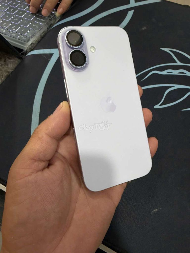 Apple iPhone 17 256GB Tím Hàn Quốc 95%. Mua bán Điện thoại tại Quận Bình Thạnh Tp Hồ Chí Minh được đăng bởi Hoàng Giang hình 1