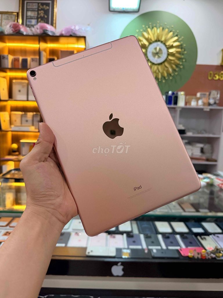 Apple iPad Pro 10.5 256GB 99%. Mua bán Máy tính bảng tại Thành phố Long Xuyên An Giang được đăng bởi Băng Apple  chuyên iphone hình 1