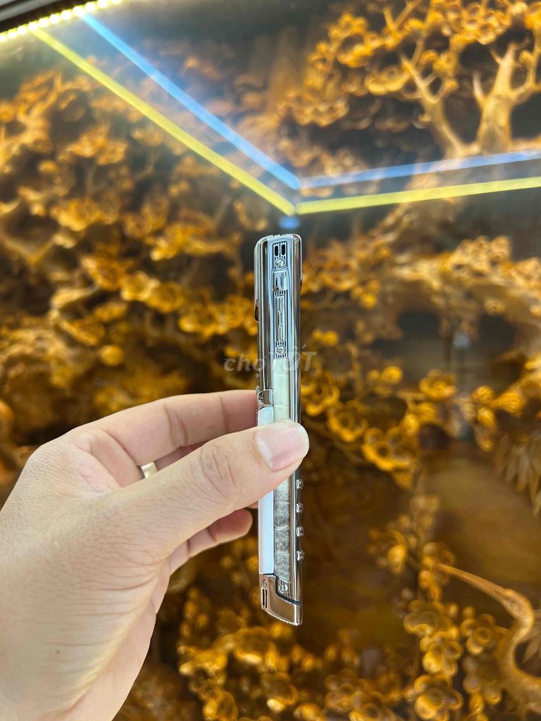Vertu Signature S Trắng. Mua bán Điện thoại tại Thành phố Thủ Đức Tp Hồ Chí Minh được đăng bởi Thông Vertu hình 3