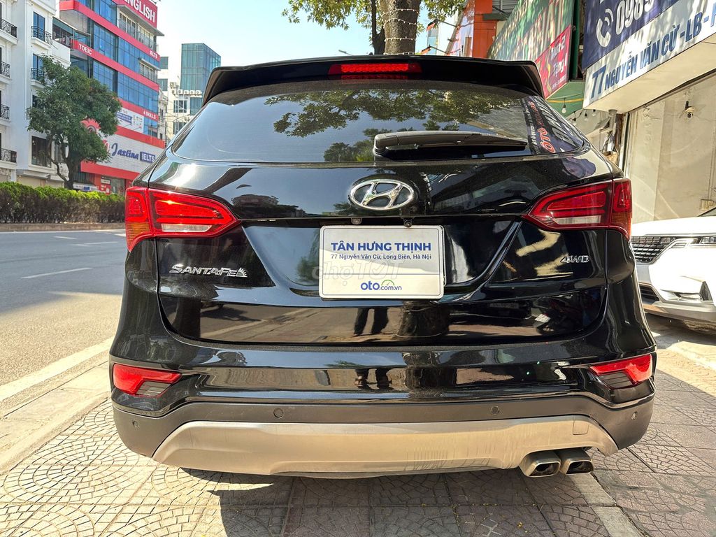 Hyundai Santa Fe 2.4 AT AWD 2017 đk 2018. Mua bán Ô tô tại Quận Long Biên Hà Nội được đăng bởi AUTO TÂN HƯNG THỊNH hình 6