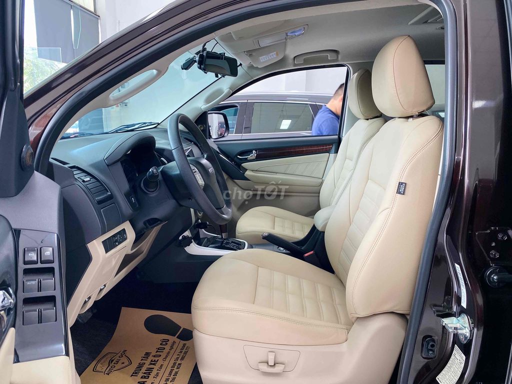 Isuzu Mux 2019 1.9 4X2 AT 1 Chủ - 82000 km. Mua bán Ô tô tại Thành phố Thủ Đức Tp Hồ Chí Minh được đăng bởi Quốc Nhẫn hình 4