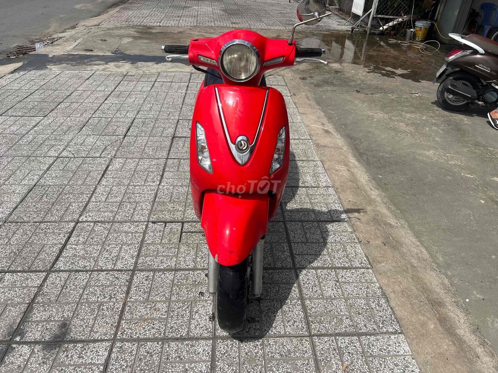 SYM Attila màu Đỏ. Mua bán Xe máy tại Quận Ninh Kiều Cần Thơ được đăng bởi đầy cửa hàng cầu hưng lợi nk cần thơ hình 3