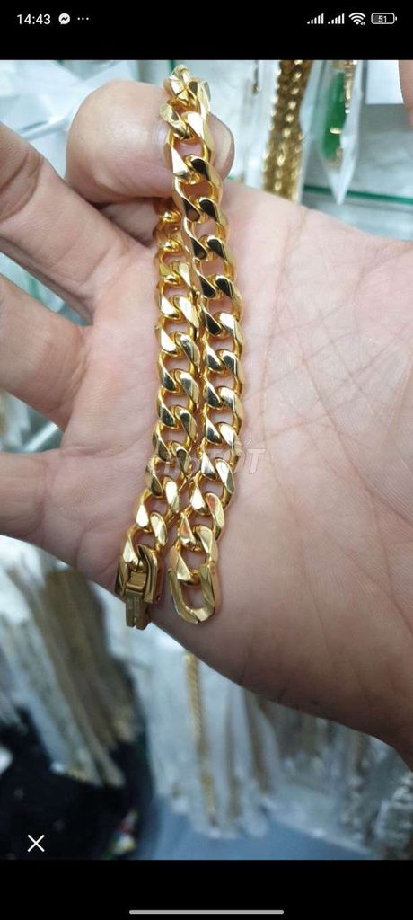 Lắc xích Nam nữ Titanium Vàng 10mm. Mua bán Phụ kiện thời trang khác tại Thành phố Huế Thừa Thiên Huế được đăng bởi Trang Sức Cao Cấp Titanium Huế hình 1