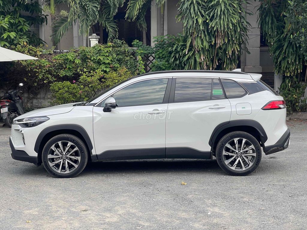 Toyota Corolla Cross 1.8V 2024. Mua bán Ô tô tại Quận Tân Phú Tp Hồ Chí Minh được đăng bởi Lê Tấn Dũ hình 4