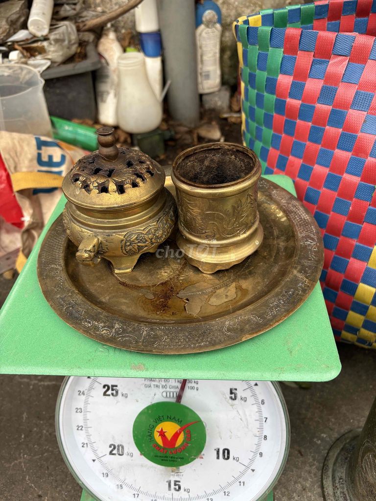 Đồ đồng cổ Đồng 3.7kg. Mua bán Đồ sưu tầm, đồ cổ tại Quận 12 Tp Hồ Chí Minh được đăng bởi Phùng mạnh hình 1