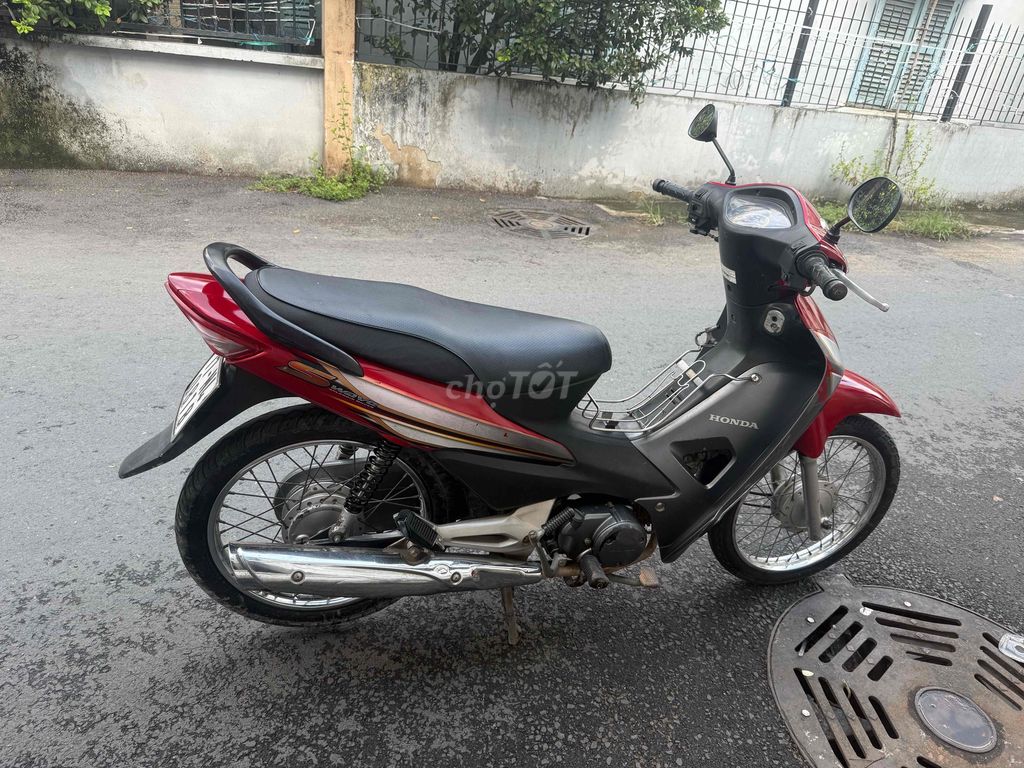 Honda Wave красный, полуавтомат