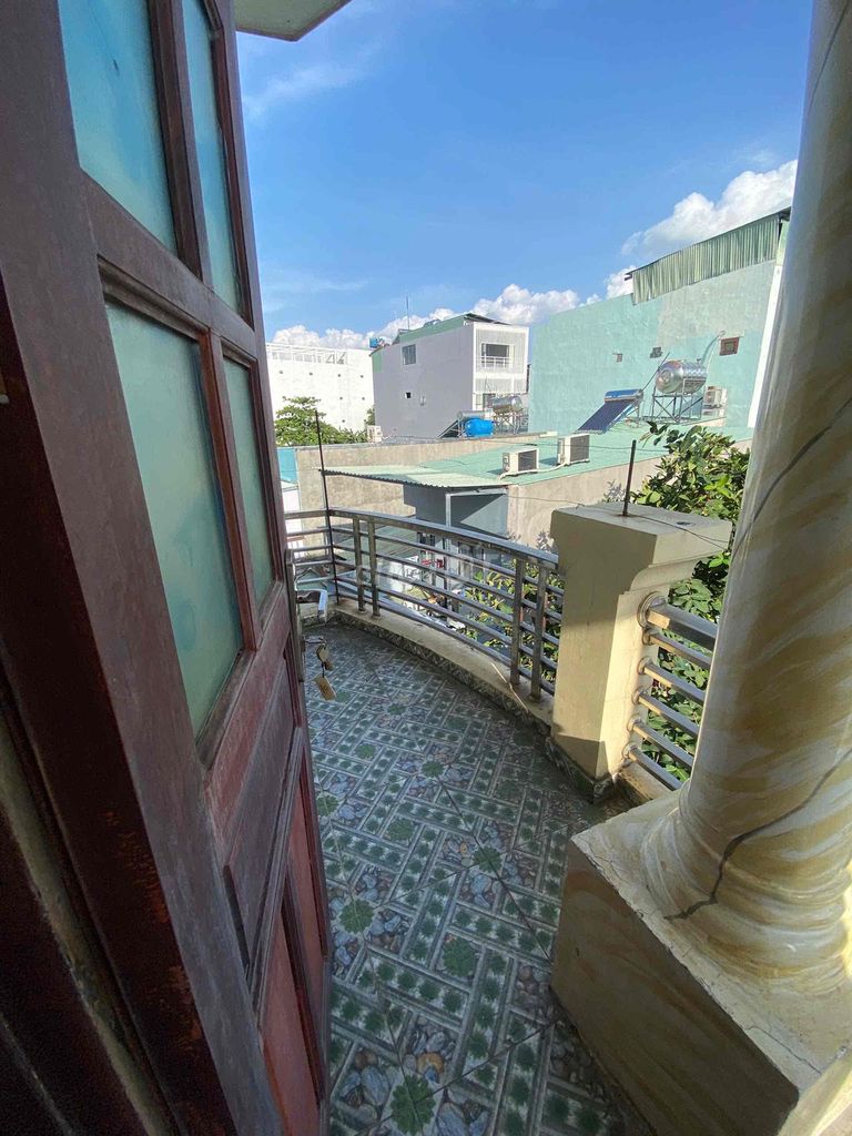 1 Phòng ngủ máy lạnh, ban công rộng