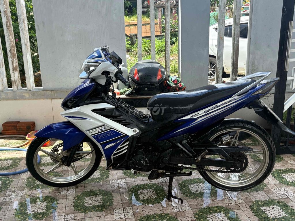 Yamaha Exciter синий белый