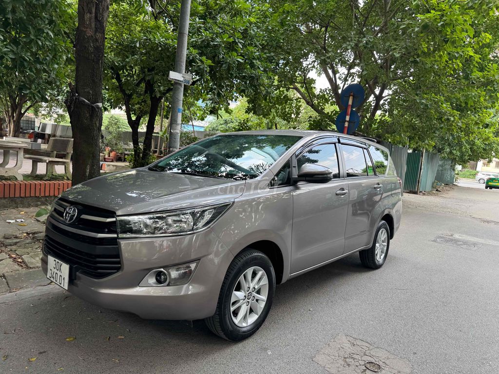 Toyota Innova 2020 ban 2.0G - số sàn tư nhân. Mua bán Ô tô tại Quận Nam Từ Liêm Hà Nội được đăng bởi phạm phương nga hình 1