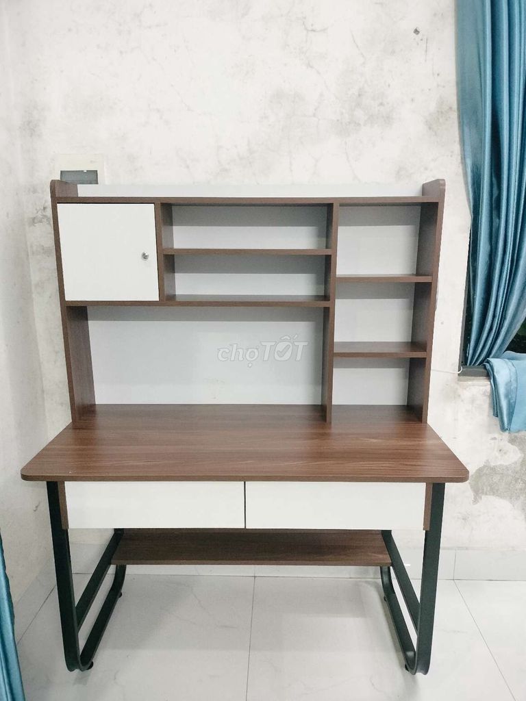 Bàn học sinh Gỗ MDF 1m2x60cm. Mua bán Bàn ghế tại Quận Liên Chiểu Đà Nẵng được đăng bởi Thuận SHOP hình 1