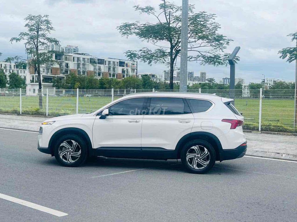 Hyundai Santafe 2024 2.2 tiêu chuẩn 2,3 vạn km!. Mua bán Ô tô tại Quận Hoàng Mai Hà Nội được đăng bởi Dương Xuân Trường hình 7