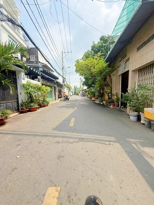 BÁN GẤP NHÀ DT 54M2 NGAY DS16 PHẠM VĂN ĐỒNG, HIỆP BÌNH CHÁNH, THỦ ĐỨC. Mua bán Nhà ở tại Thành phố Thủ Đức Tp Hồ Chí Minh được đăng bởi Hoàng Huy