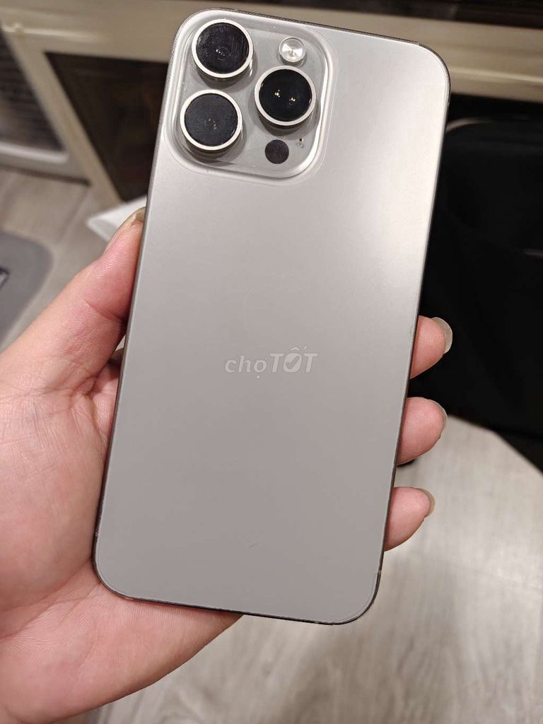 iPhone 15 Pro Max 256GB lock 2 esim có gl. Mua bán Điện thoại tại Quận 5 Tp Hồ Chí Minh được đăng bởi Strawberry Táo hình 1