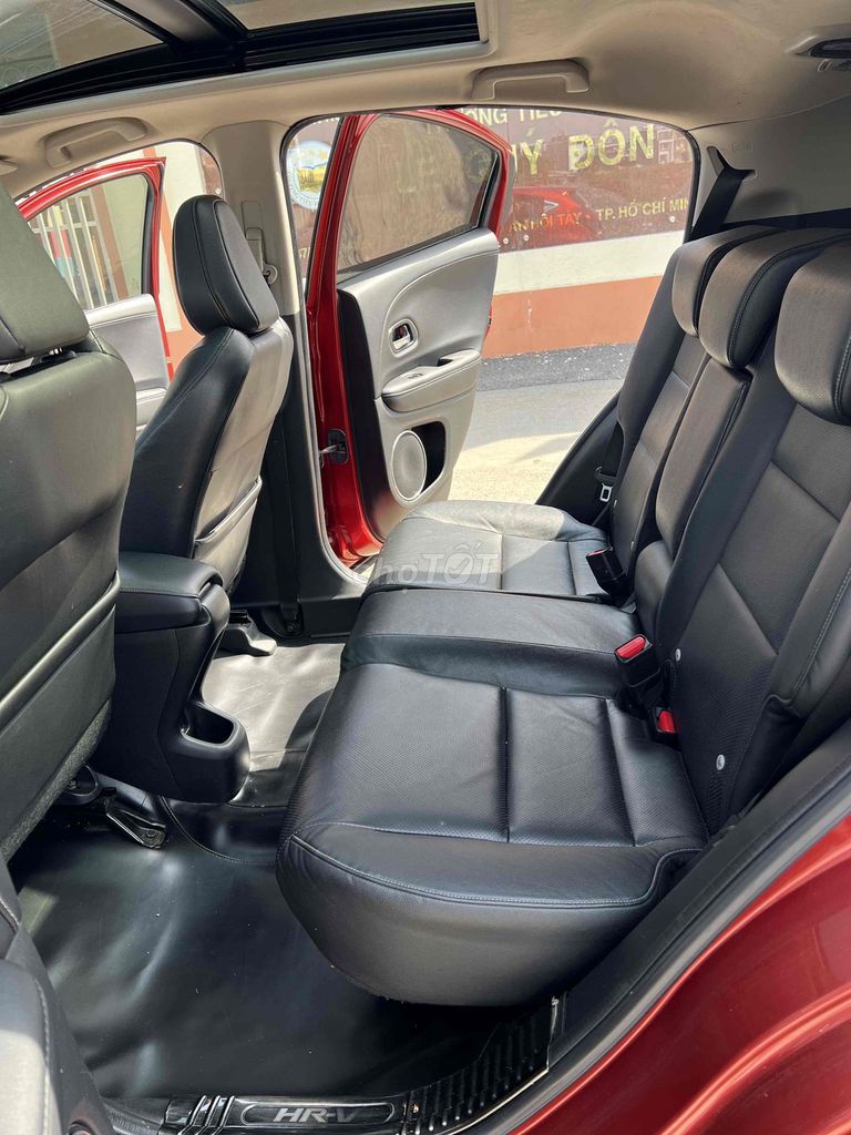 HR-V L 2021 1 chủ. Mua bán Ô tô tại Quận Gò Vấp Tp Hồ Chí Minh được đăng bởi Trương Thành Vũ hình 9