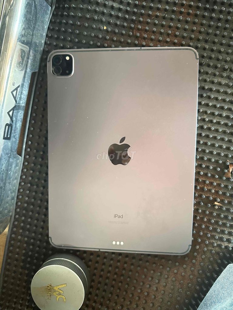 Apple iPad Pro 2020 11 inch 256GB 99%. Mua bán Máy tính bảng tại Huyện Đại Lộc Quảng Nam được đăng bởi Hành Tỏi hình 1