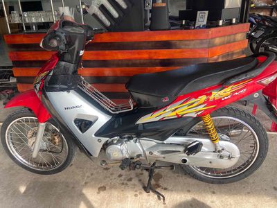 Honda Wave RS Đỏ Bạc Đen. Mua bán Xe máy tại Huyện Thống Nhất Đồng Nai được đăng bởi CHODONGNAI youtube video