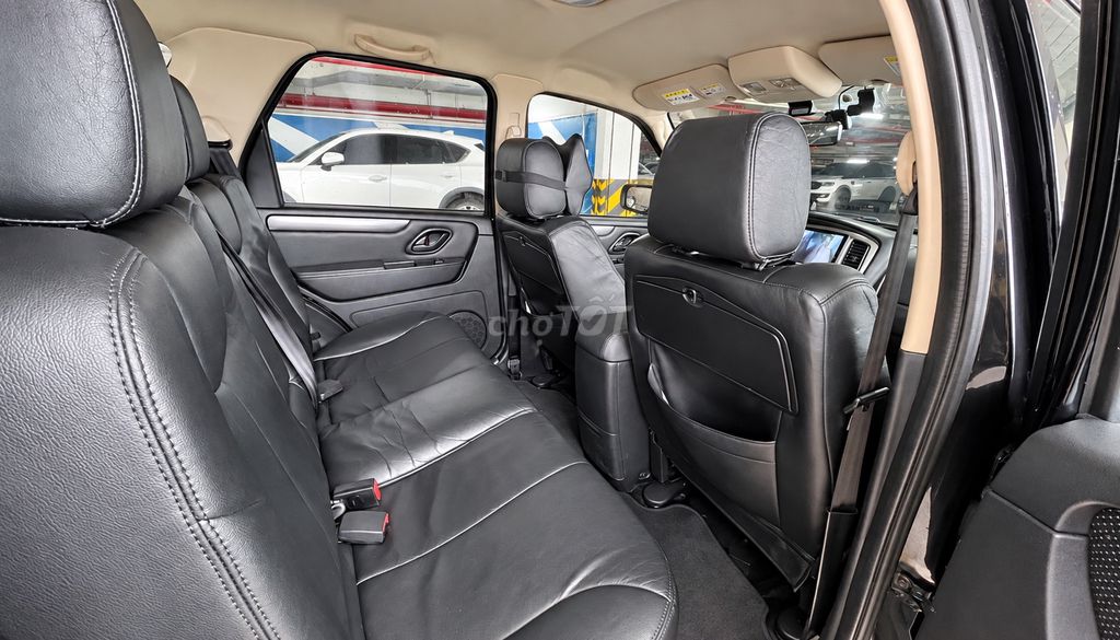 Ford Escape XLS 2012 2.3 4x2 AT Черный