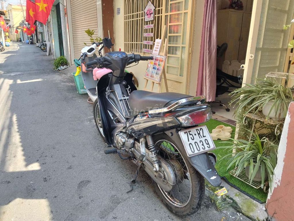 Thanh lý xe Sirtus 2010. Mua bán Xe máy tại Thành phố Dĩ An Bình Dương được đăng bởi câm đô kim ngoc QL1A  hình 4