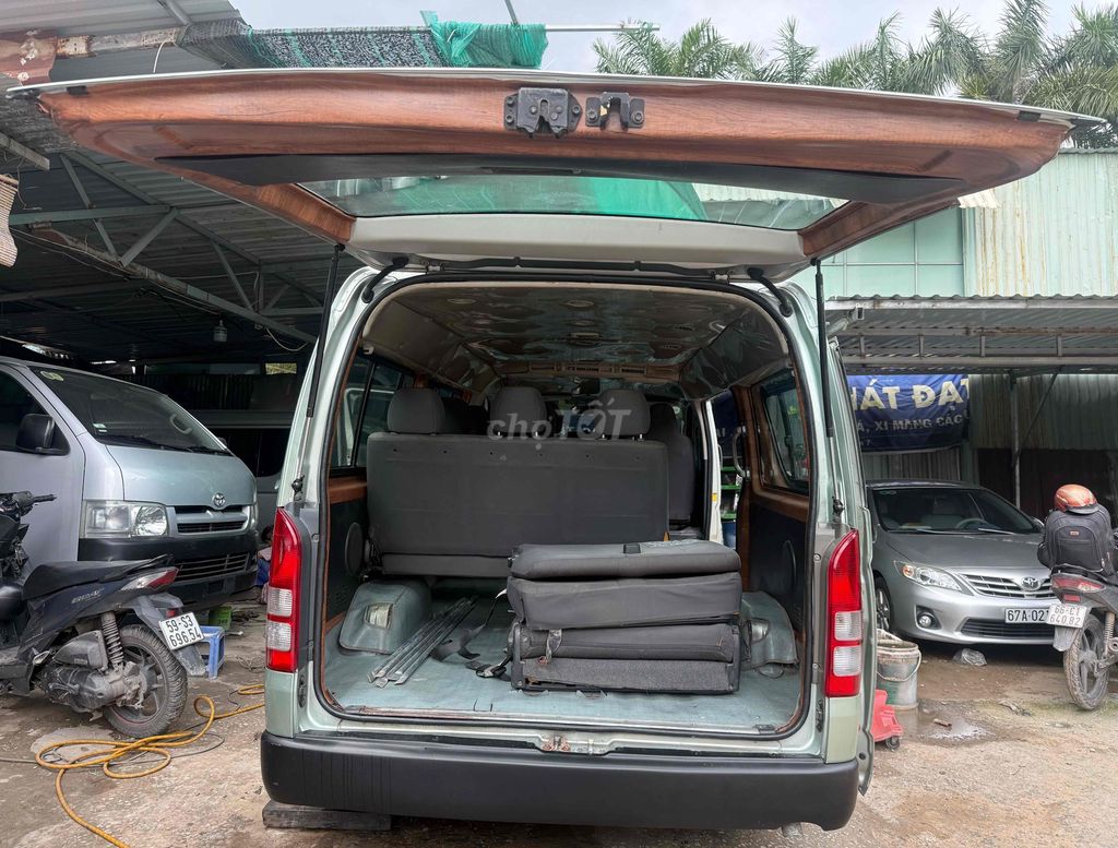 Toyota Hiace phom mới máy dầu tải VAN chạy giờ cấm. Mua bán Ô tô tại Quận 7 Tp Hồ Chí Minh được đăng bởi Chuyên mua bán xe tải VAN chạy  được giờ cấm hình 12