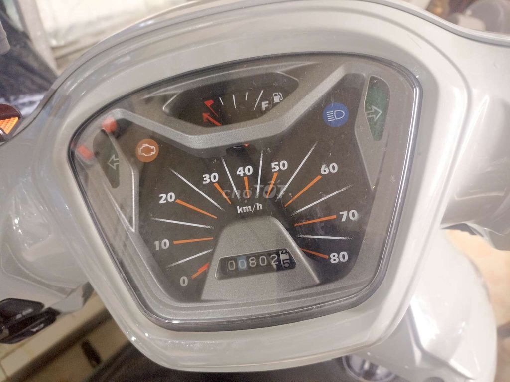 KYMCO Hermosa 2025 FI Серый цемент