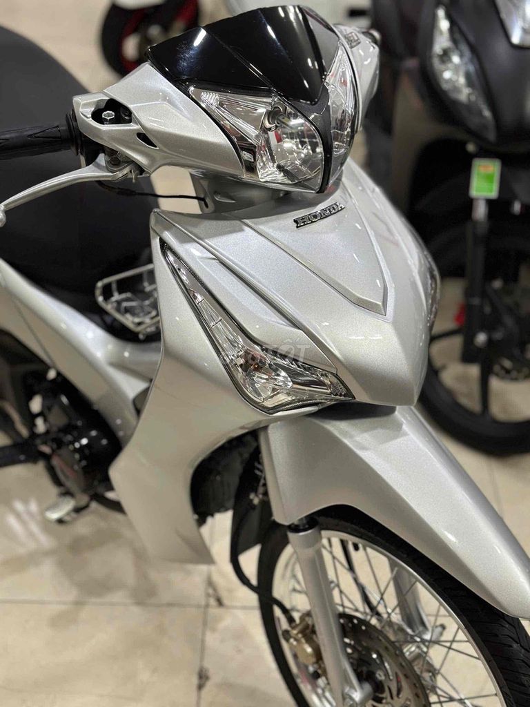 Honda Future 2012 Bạc. Mua bán Xe máy tại Quận 6 Tp Hồ Chí Minh được đăng bởi Cửa Hàng Xe Máy Hoà Bùi hình 10