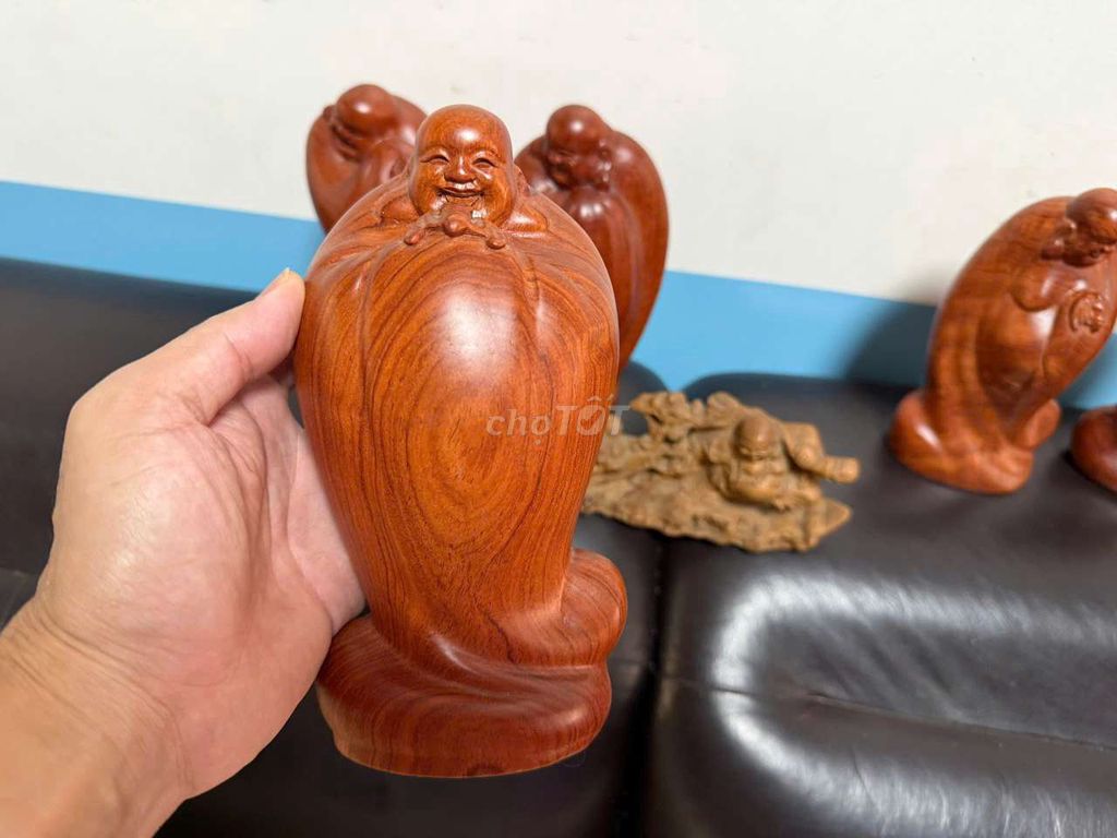 Tượng trang trí Phật Di Lặc Gỗ 6 món. Mua bán Đồ sưu tầm, đồ cổ tại Quận 12 Tp Hồ Chí Minh được đăng bởi Thai Anh hình 1