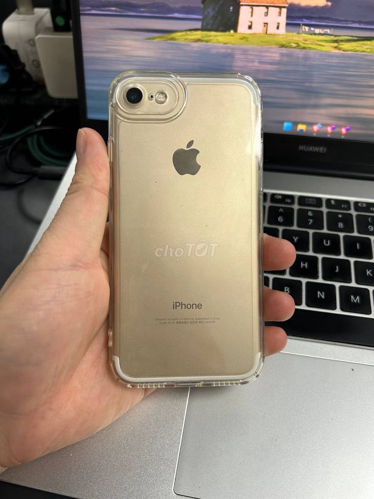 iPhone 7 32GB Vàng. Mua bán Điện thoại tại Quận Nam Từ Liêm Hà Nội được đăng bởi Hai Nguyen hình 1