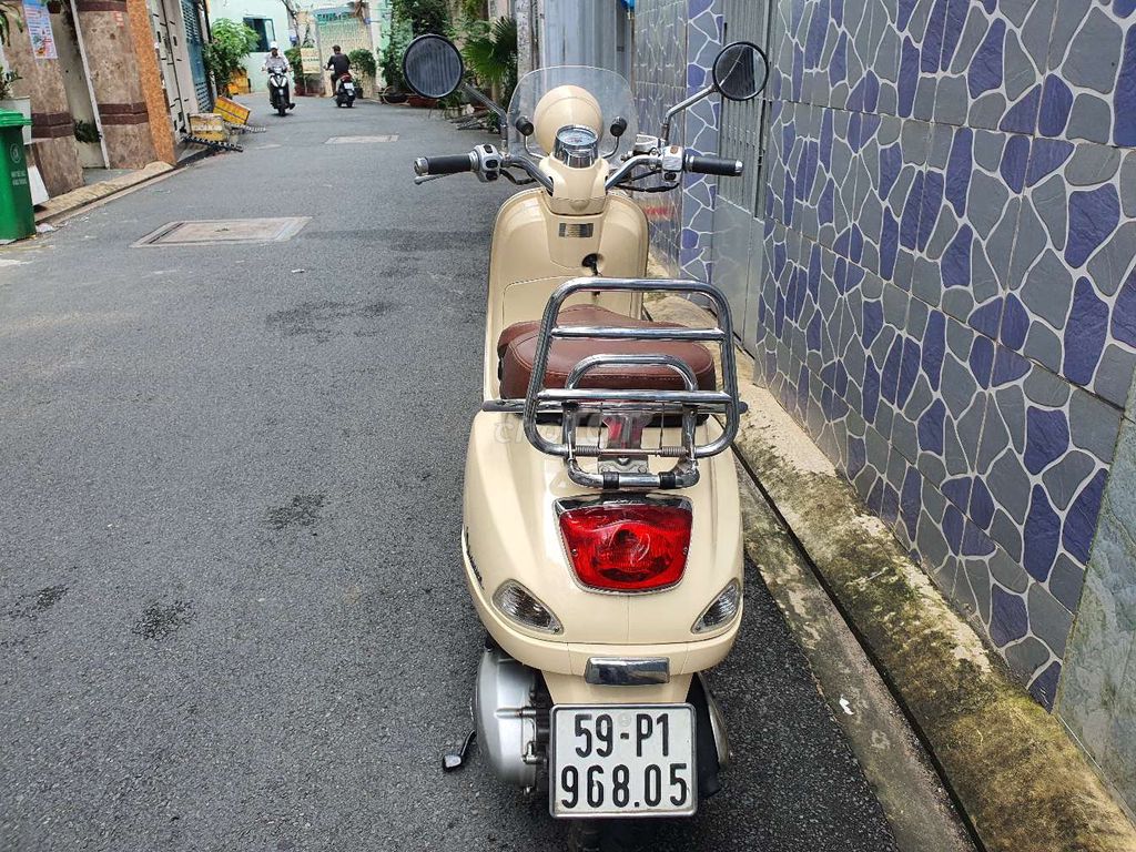 LXV 3vie màu vàng 2014 bstp công chưng sang tên. Mua bán Xe máy tại Quận Phú Nhuận Tp Hồ Chí Minh được đăng bởi LE HOANG ANH hình 4