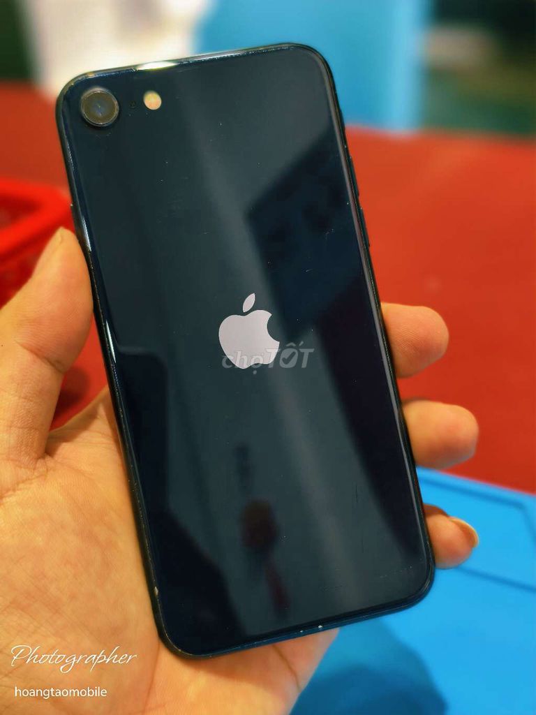 Apple iPhone SE 3 64GB Đen 5G 98%. Mua bán Điện thoại tại Quận Tân Bình Tp Hồ Chí Minh được đăng bởi Táo Bán Lổ hình 1