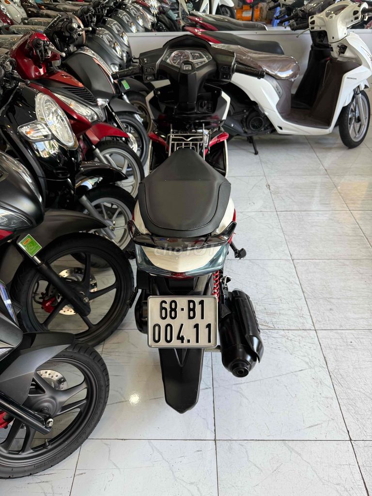 AIR BLADE FI 2011 - Up Thái - Khoá Smakey. BS 68. Mua bán Xe máy tại Thành phố Rạch Giá Kiên Giang được đăng bởi XE MÁY CŨ TÂN 128 hình 3