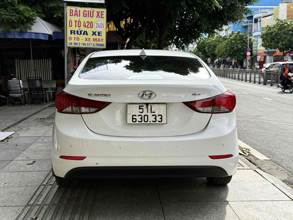 Hyundai Elantra GLS nhập 2015 1.8 AT. Mua bán Ô tô tại Quận Tân Phú Tp Hồ Chí Minh được đăng bởi Lê Băng Vinh hình 5