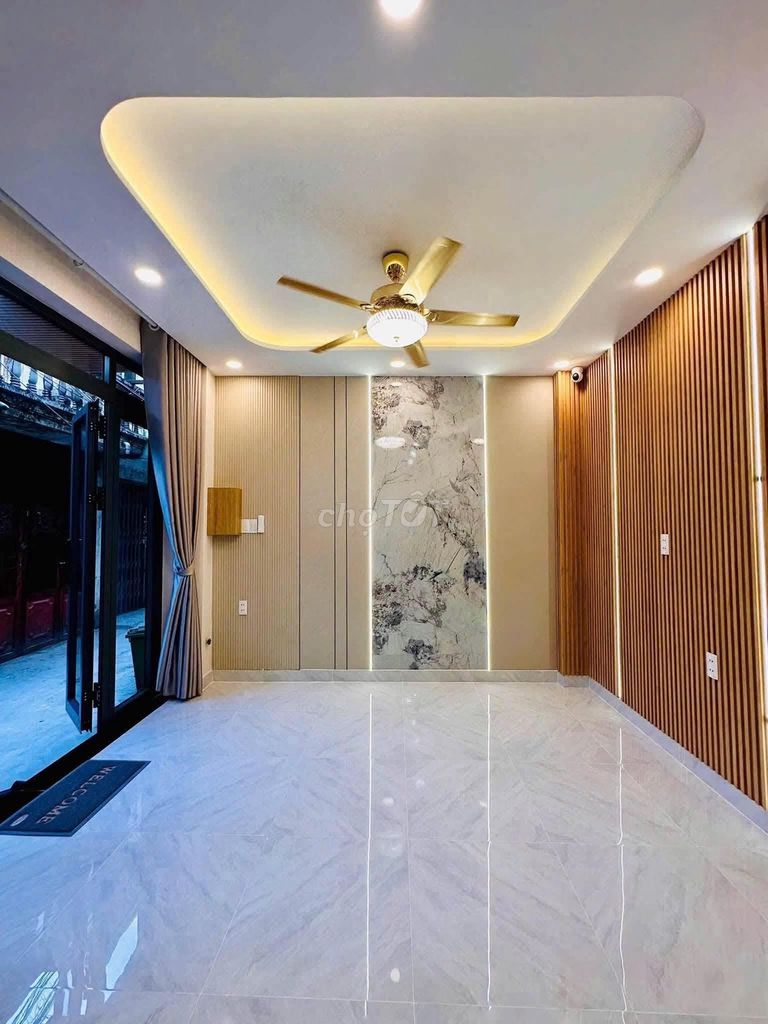 BÁN NHÀ HẺM ĐƯỜNG ĐÔNG BẮC - NGAY PHẦN MỀM QUANG TRUNG - 879 TRIỆU