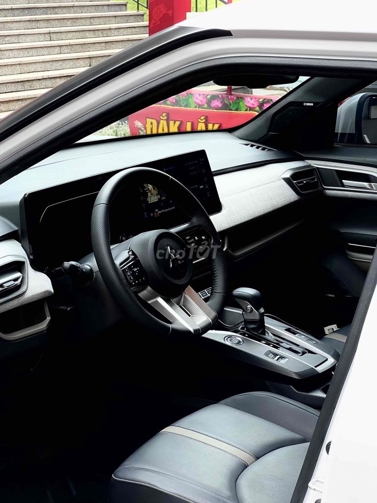 Mitsubishi Xforce 2024 Ultimate - 18000 km. Mua bán Ô tô tại Thành phố Buôn Ma Thuột Đắk Lắk được đăng bởi Hoàng Bùi hình 5