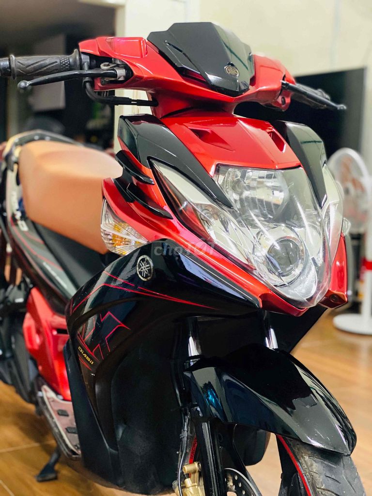 Yamaha nouvo 5 đk 2012 zin đại chất. Mua bán Xe máy tại Thành phố Nam Định Nam Định được đăng bởi Trung Đồ Cũ hình 2